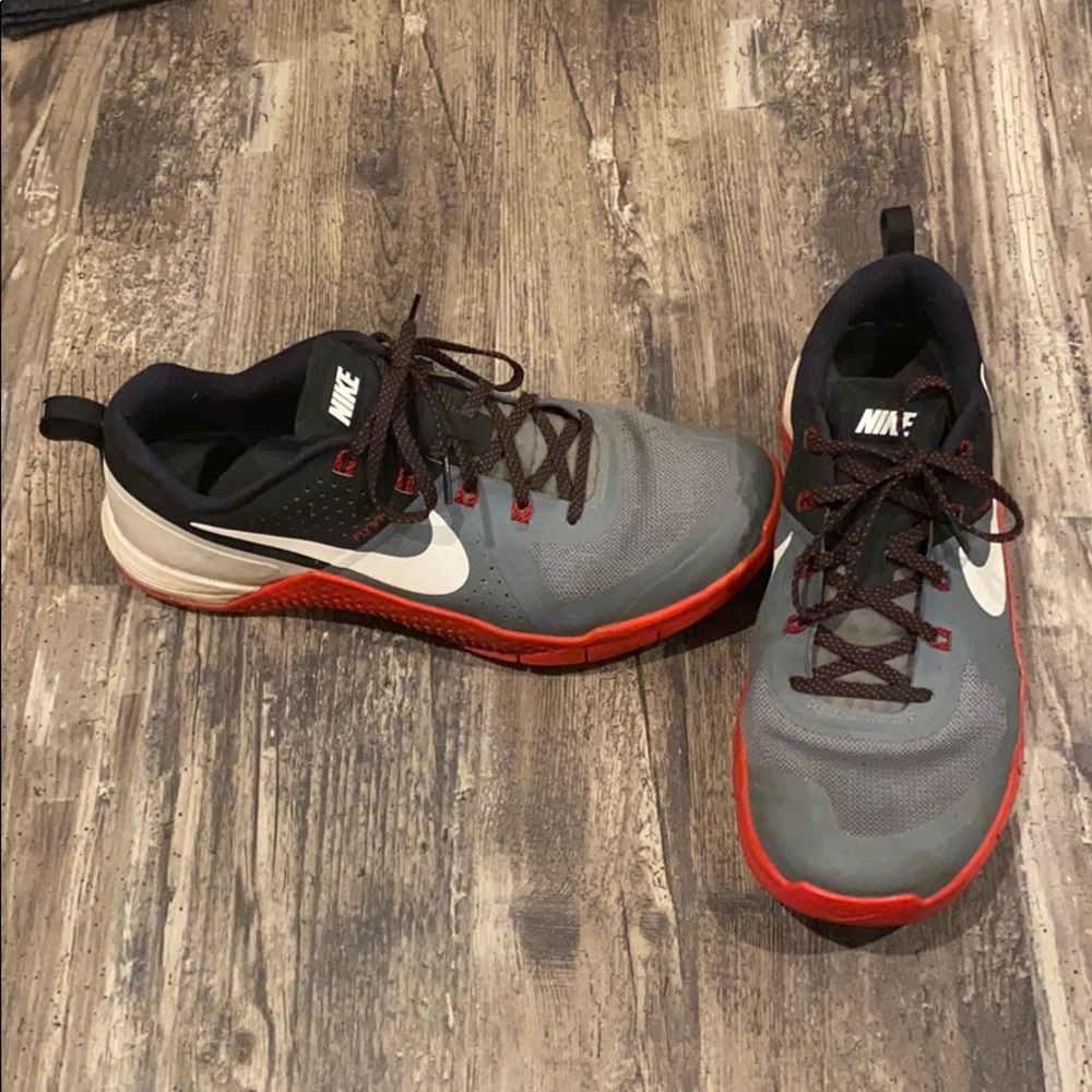 Nike Metcon Black Grey Red and White Men’s 11